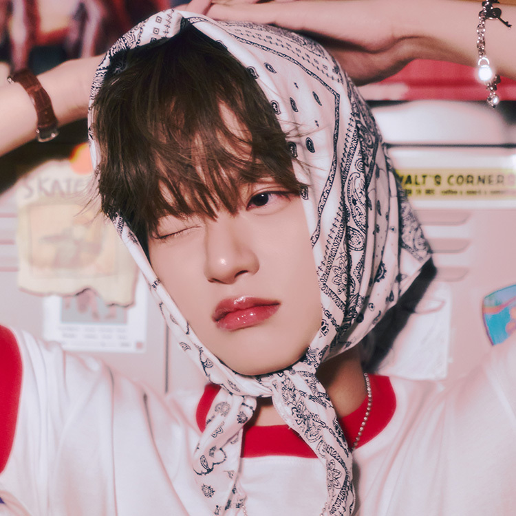 LEE DAE HWI <span>이대휘</span>